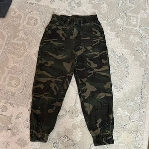 Cargo Army print pants
